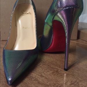 Christian Louboutin So Kate